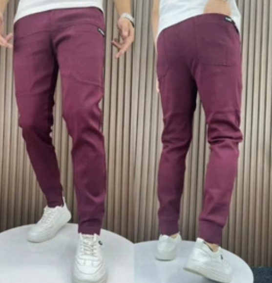 Comfortable cargo pants with great storage capacity